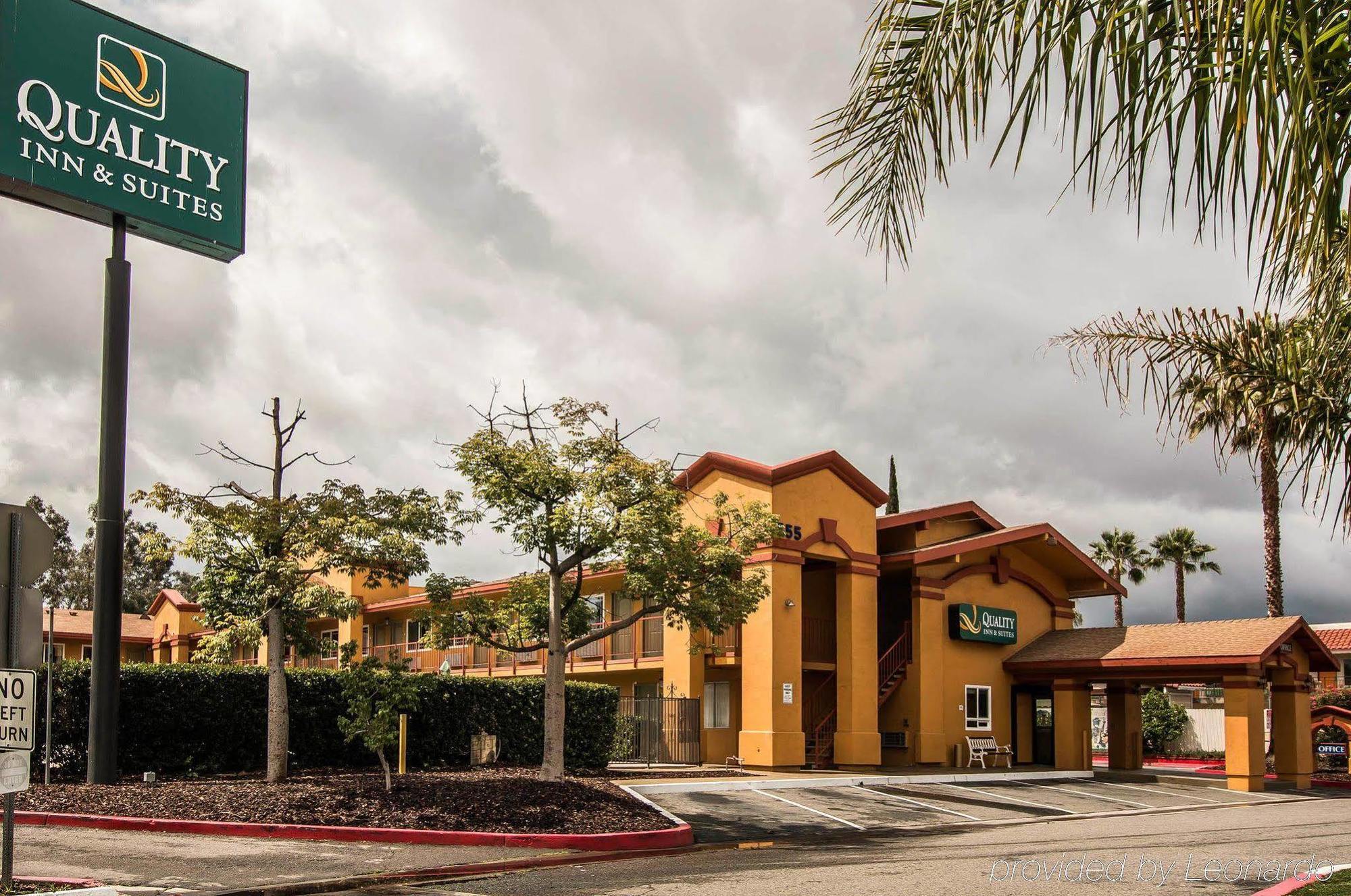Americas Best Value Inn & Suites エスコンディド エクステリア 写真