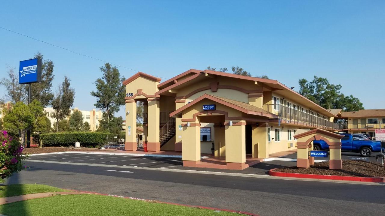 Americas Best Value Inn & Suites エスコンディド エクステリア 写真