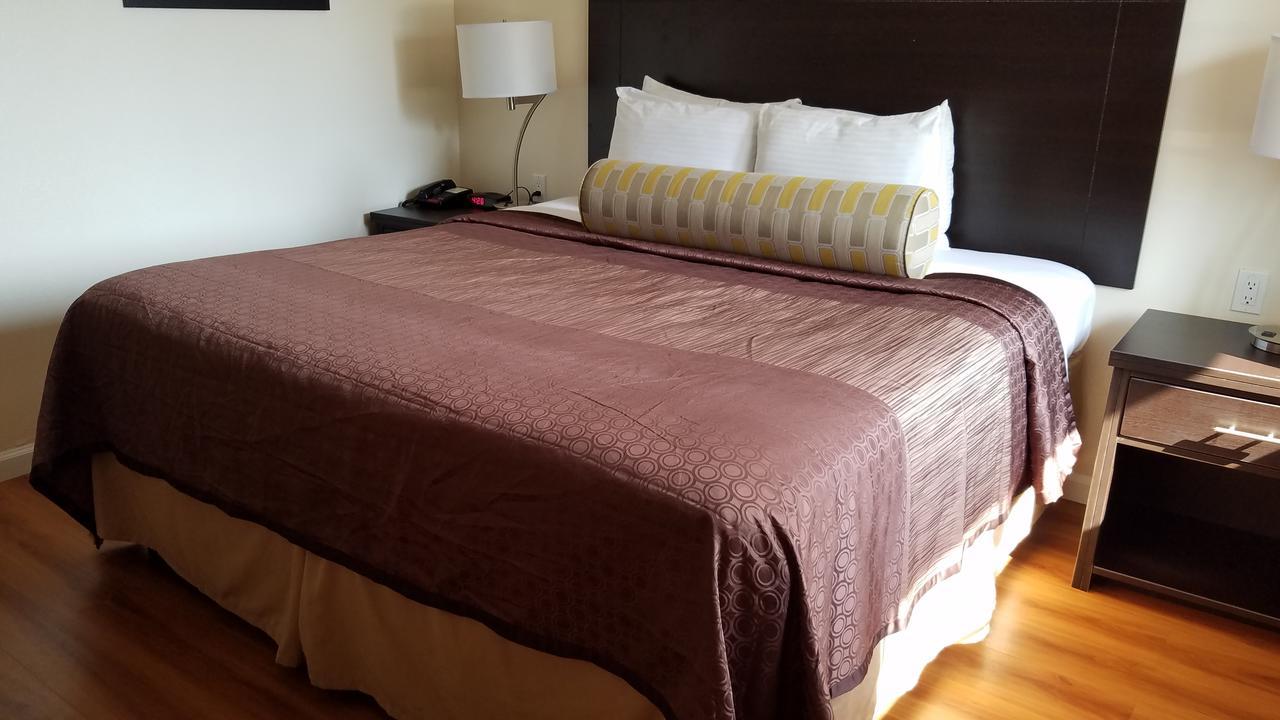 Americas Best Value Inn & Suites エスコンディド エクステリア 写真